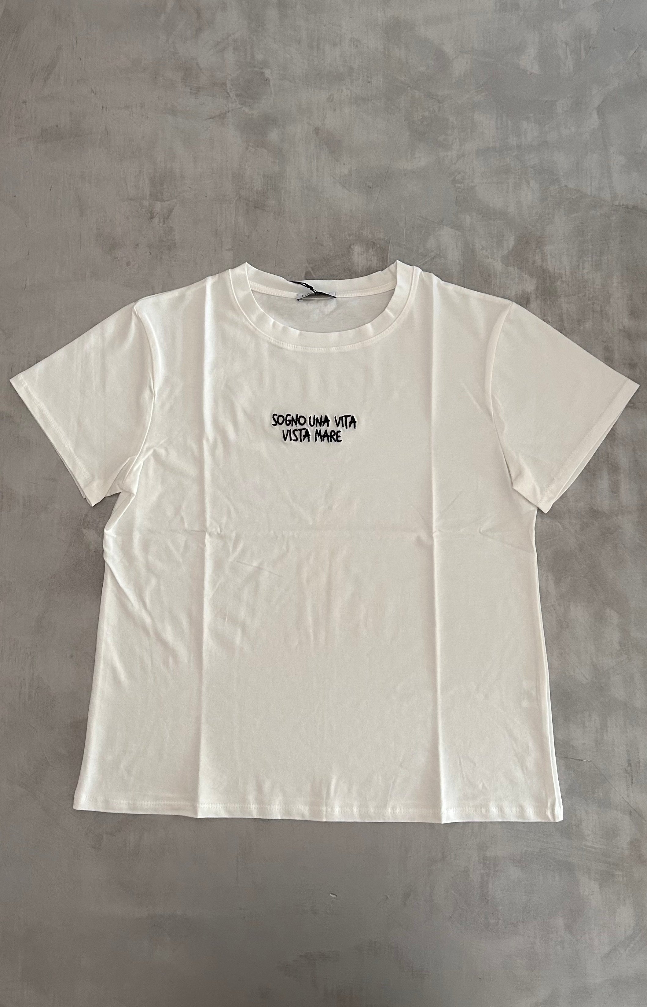 T-shirt ricamata Namastè
