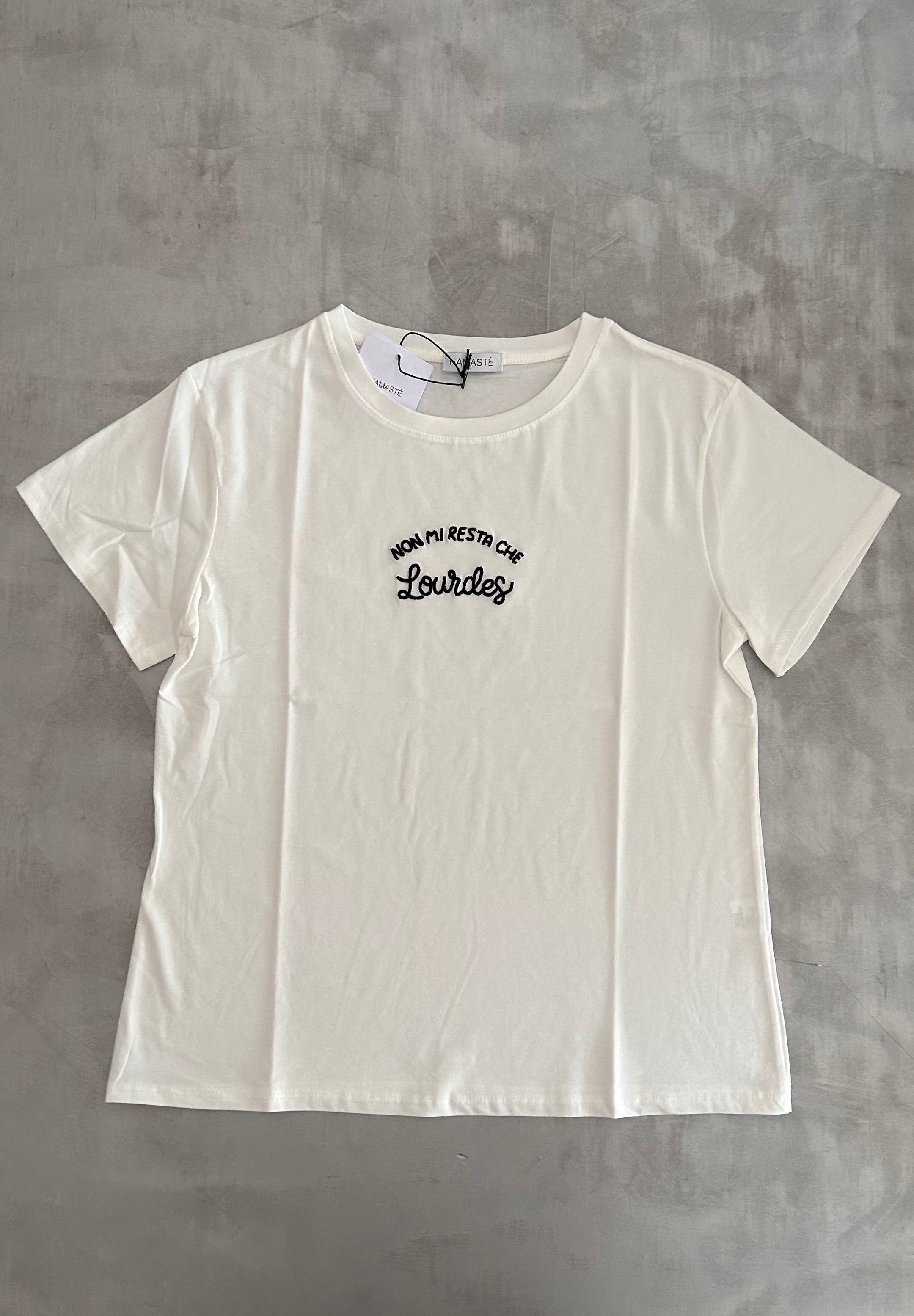 T-shirt ricamata Namastè