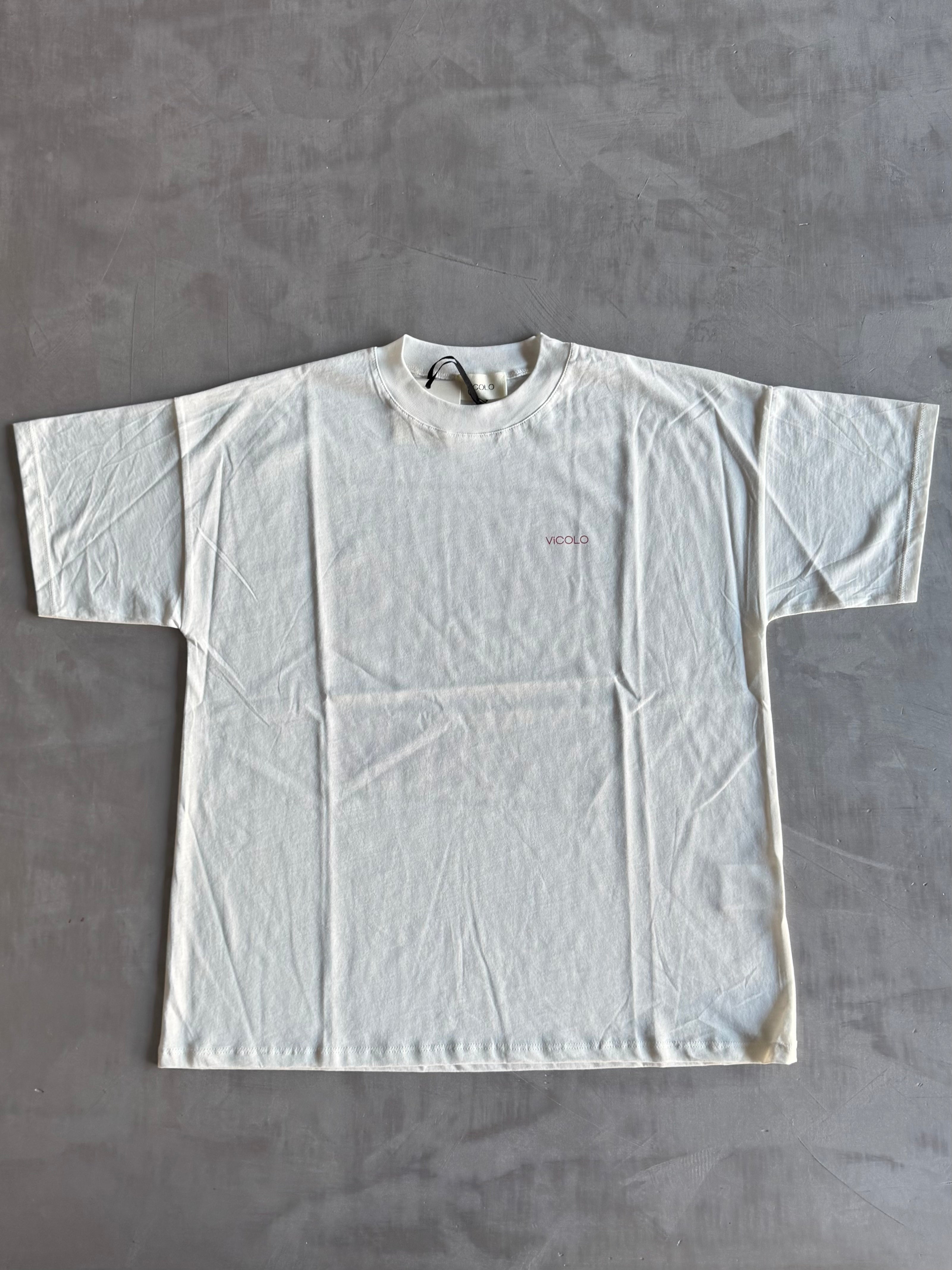 T-shirt over Vicolo