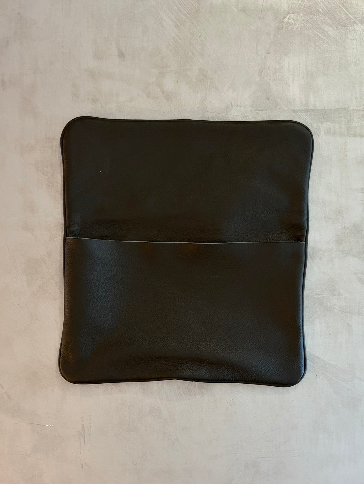 Pochette Mr Goa in pelle martellata