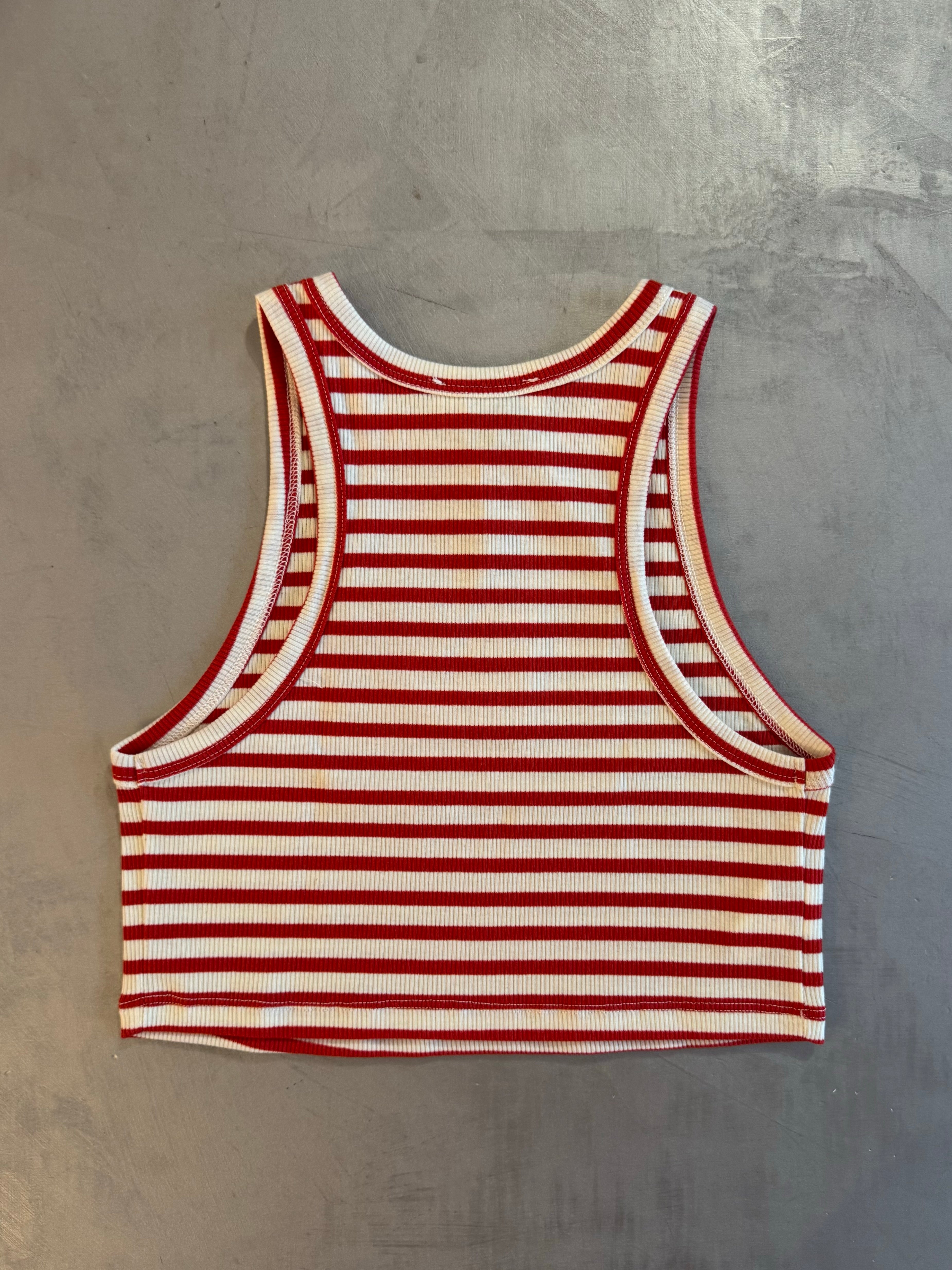 Top cropped Vicolo