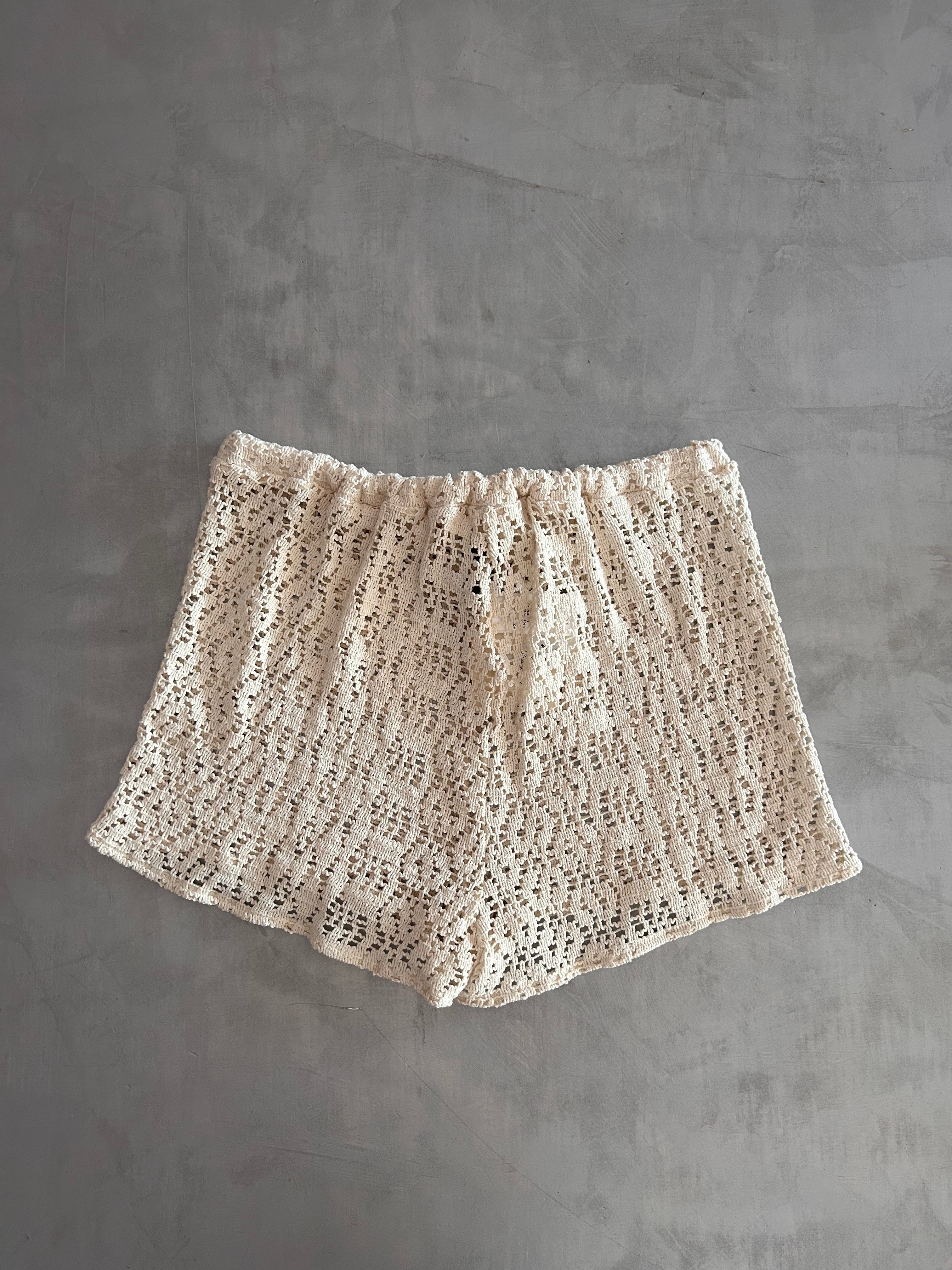 Shorts macramè Vicolo