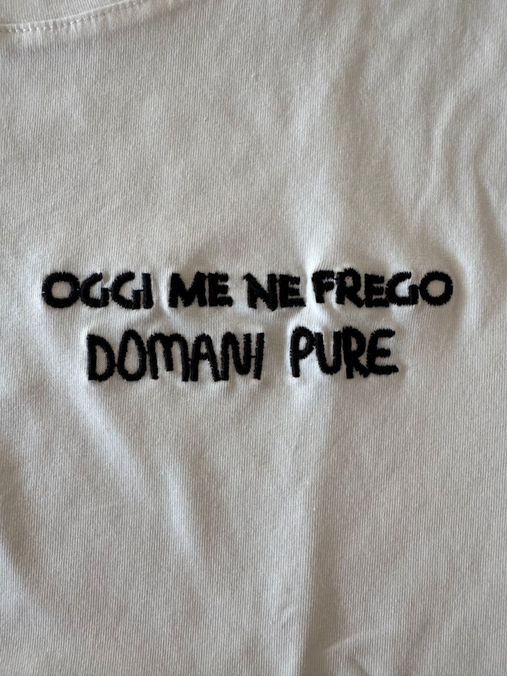 T-shirt a manica corta con frase