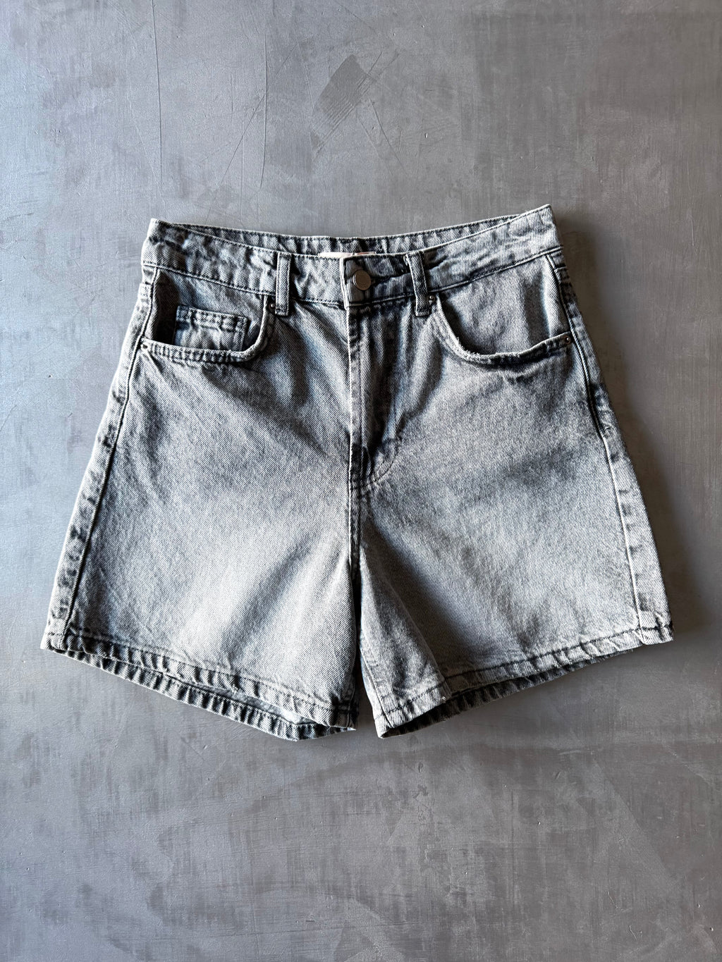 Short Kontatto