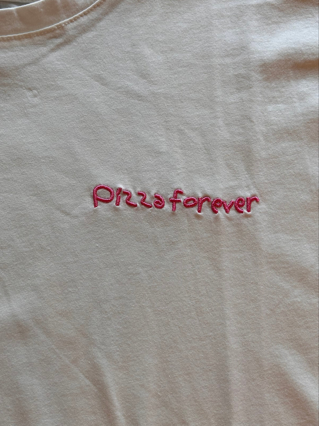 T-shirt ricamata Namastè