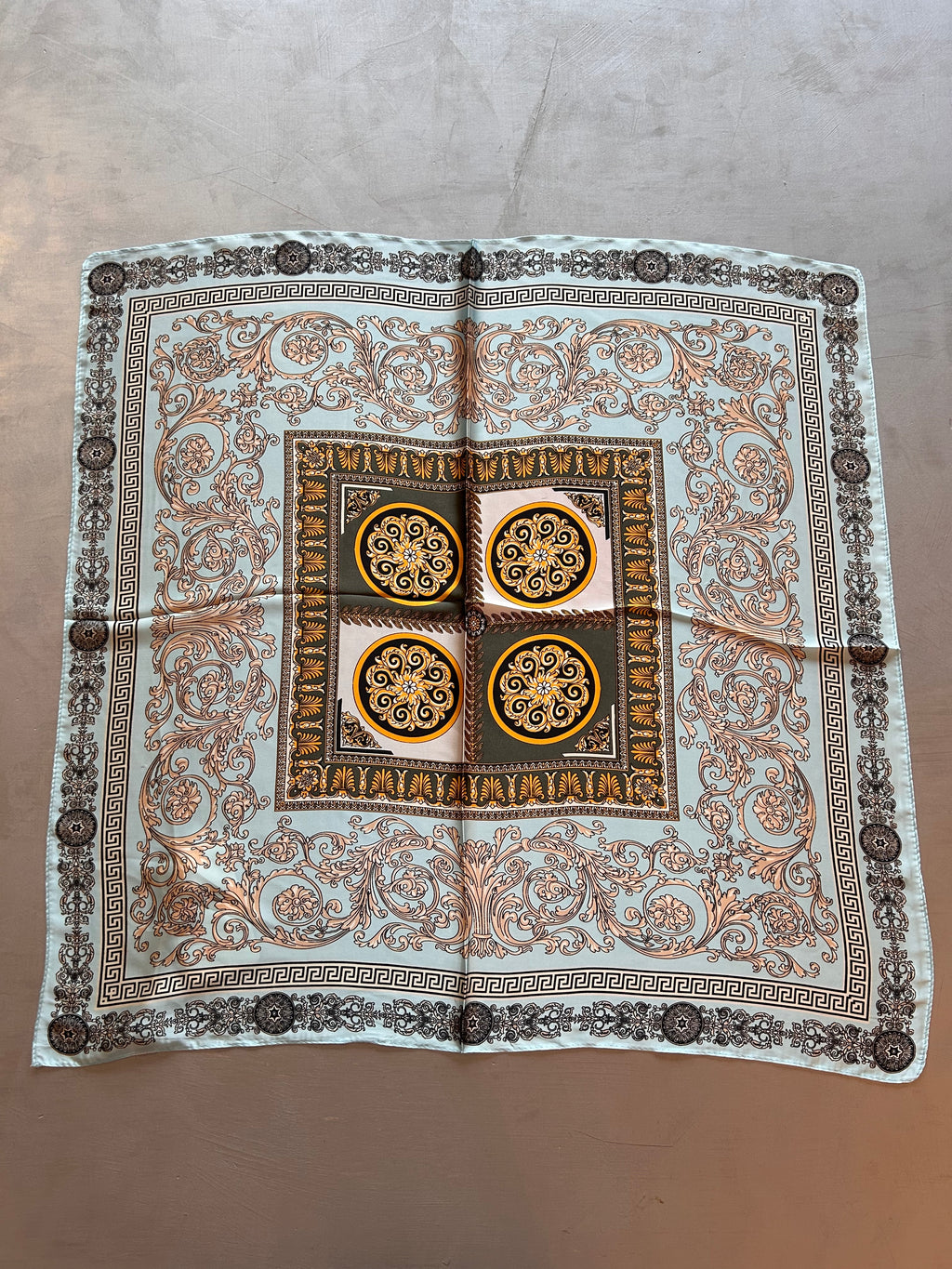 Foulard Kontatto