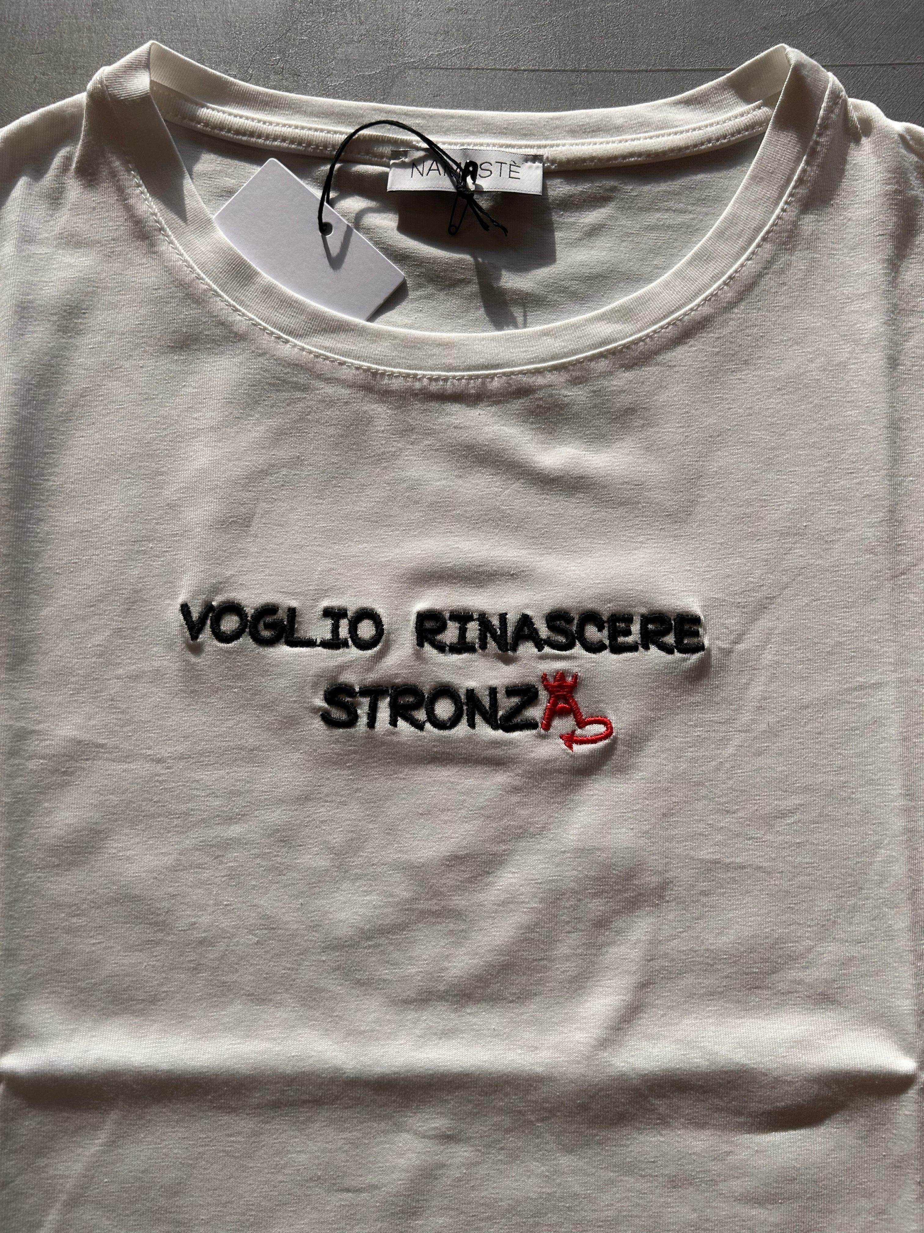 T-shirt ricamata Namastè
